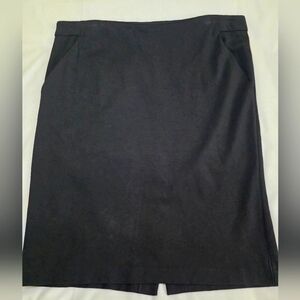 a new day Stretch Back Zip Skirt- Size 16 Black